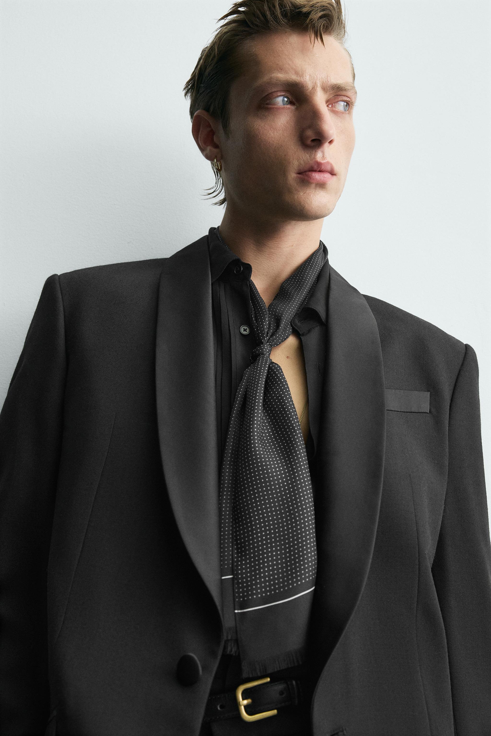 WOOL TUXEDO SUIT BLAZER